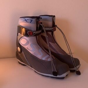 Rossignol X1 Ski Boots - Black and Silver
